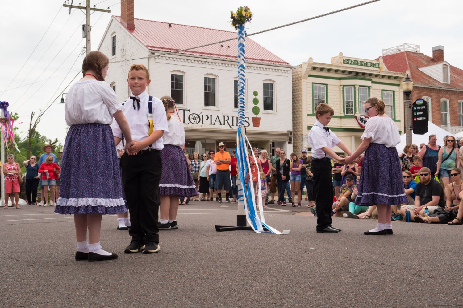 Maifest in Hermann A Spring Celebration of German Heritage