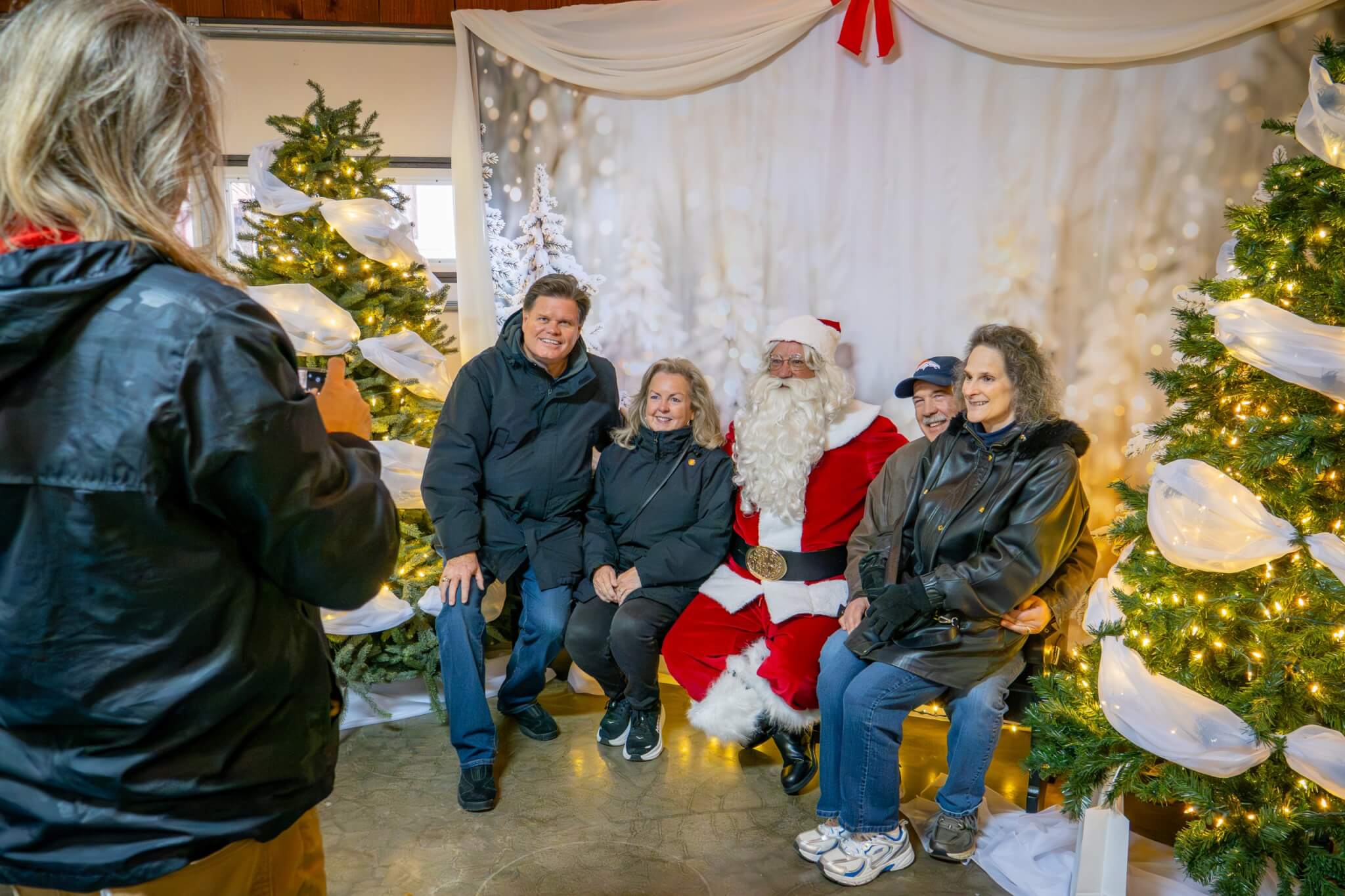 Christmas Magic Awaits in Hermann Christmas Magic Awaits in Hermann