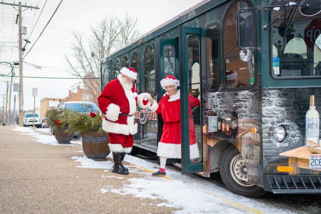 Christmas Magic Awaits in Hermann Christmas Magic Awaits in Hermann